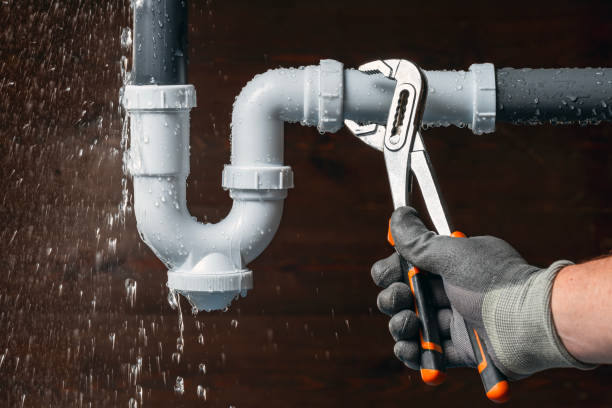 Professional Emergency Plumber technician working in Angola, IN